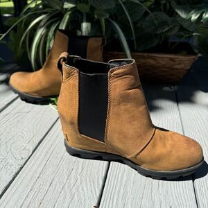 Sorel Wedge Waterproof Boots Leather Camel Pull On With Elastic Sides Winter S.8